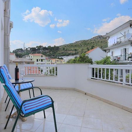Apartments By The Sea Podgora, Makarska - 18918 Bagian luar foto